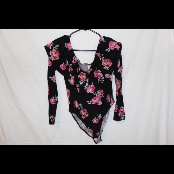 Black floral bodysuit - Picture 1 of 1